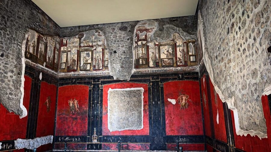 Naples: Pompeii Archaeology Park Tour & Skip-the-Line Entry - The ride back to central Naples
