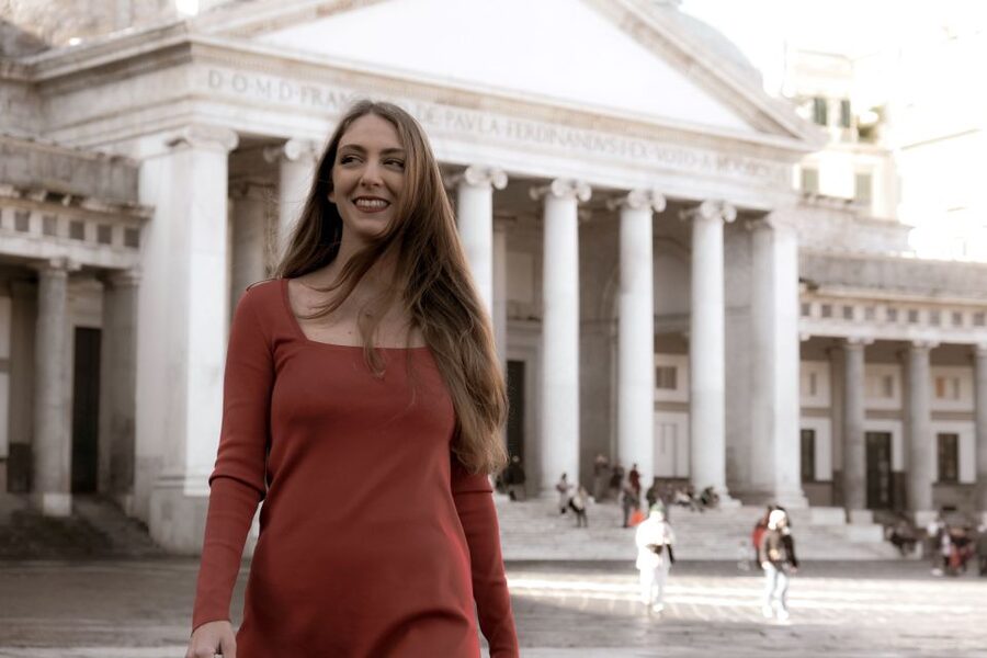 Naples: Private Photoshoot Plebiscito and Vesuvio View - Photo delivery within 48 hours