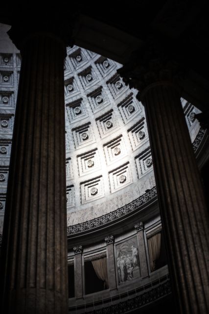 Naples: Private Tour by Classic Fiat 500 or Fiat 600 - Piazza Municipio, the opera house, and Royal Naples