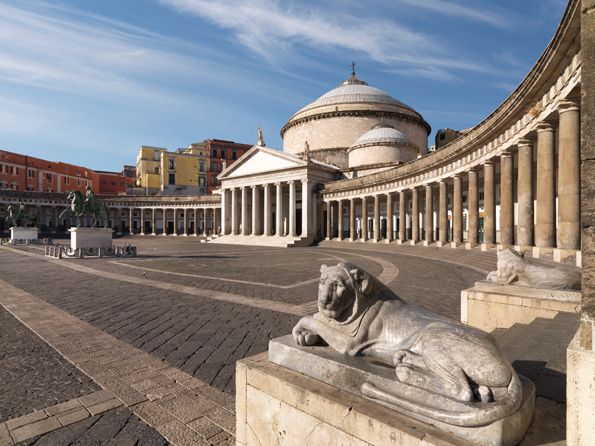 Naples: Private Tour by Classic Fiat 500 or Fiat 600 - Spaccanapoli and the city’s old center