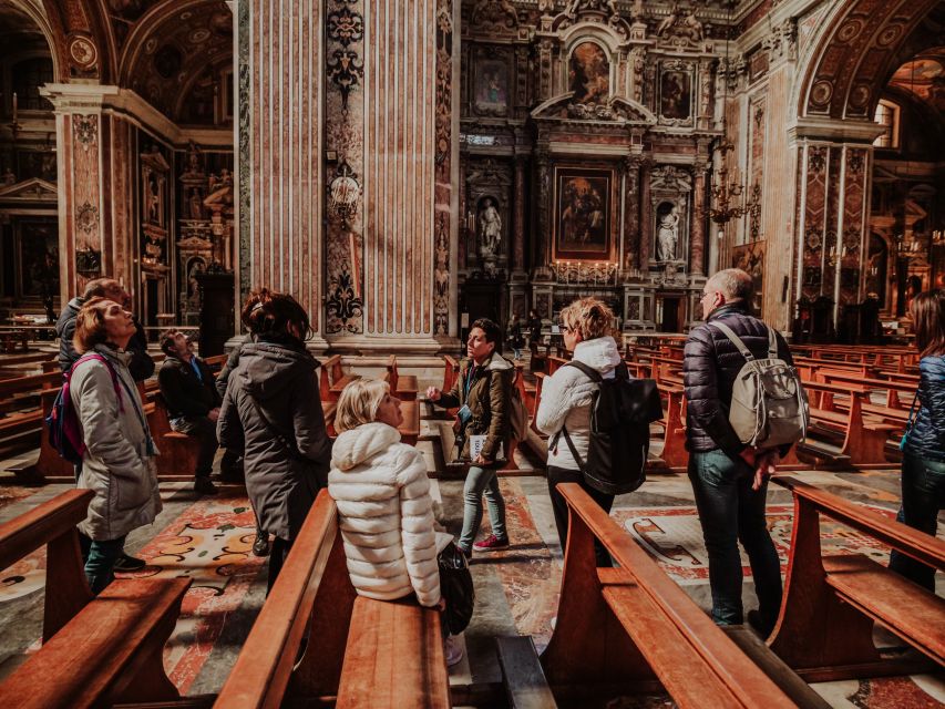 Naples: Private Walking Tour - Reading the old city on Spaccanapoli