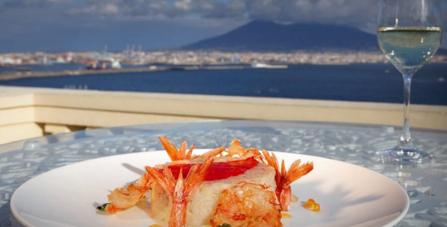 Naples: romantic dinner on the rooftop terrace - Dinner above the Naples seafront