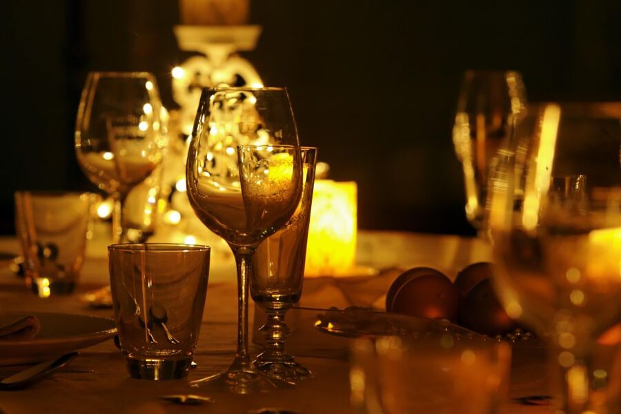 Naples: romantic dinner on the rooftop terrace - The rooftop view: Ovo Castle, Vesuvius, and the bay