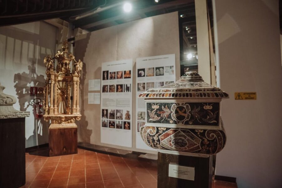Naples: Santa Chiara Cloister Guided Group Tour - Is $29 a fair price?