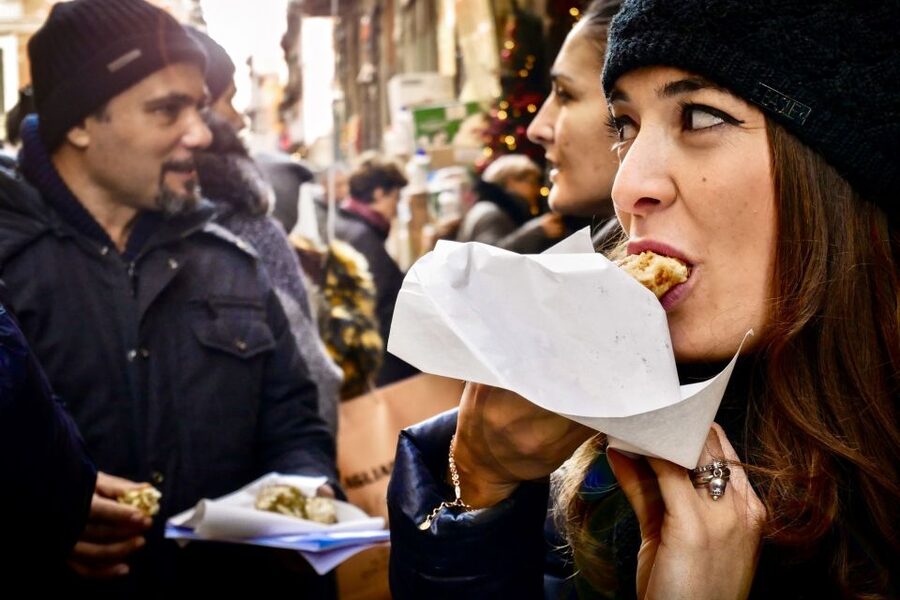 Naples: Secret Food Tour with Local Guide - Why this Naples food tour works