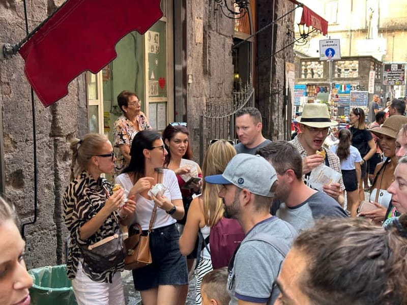 Naples: Street Food and Guided Sightseeing Walking Tour - Key Points of the Naples Food Walk