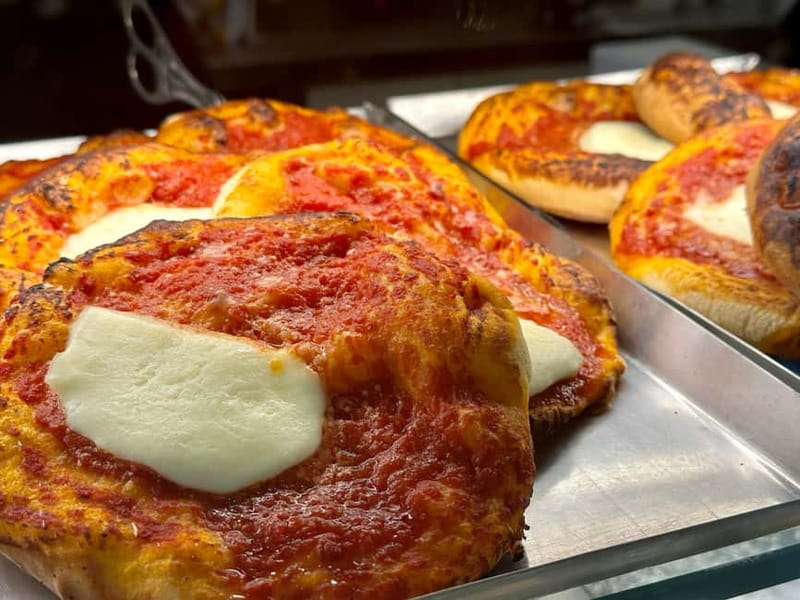 Naples: Street Food and Guided Sightseeing Walking Tour - Spaccanapoli and the Shape of the Old Center