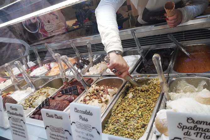 Naples: Street Food and Sightseeing Tour with Local Expert - Walking, heat, crowds, and group size