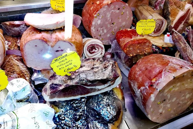 Naples Street Food Tour with a Native & Top Rated Expert - San Gregorio Armeno adds craft and fried pasta