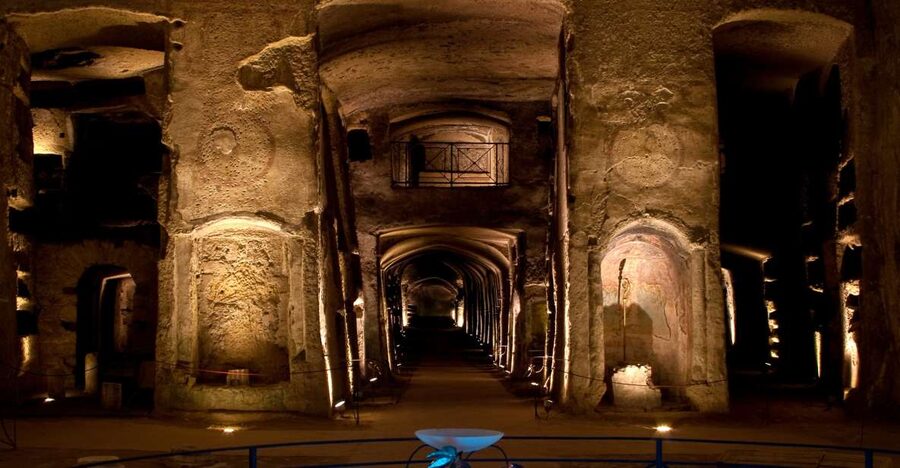 Naples: The Holy Mile 3-Hour Guided Tour - San Gennaro extra Moenia and the basilica connection