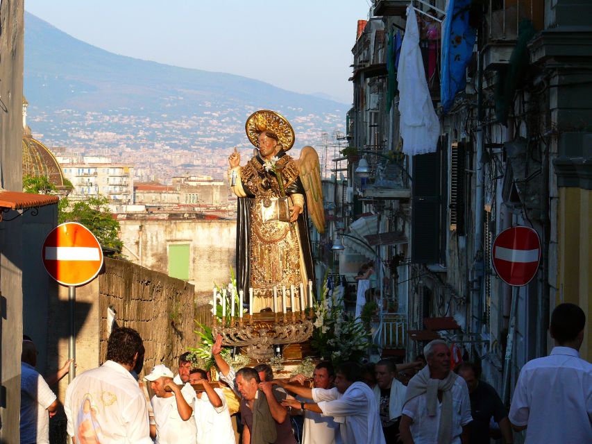 Naples: The Holy Mile 3-Hour Guided Tour - The Presepe Favoloso and the district streets