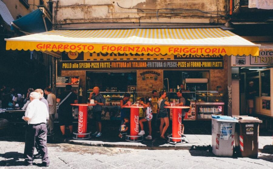 Naples: The Spanish Quarters, Street Art and Local Market - Finishing on Spaccanapoli and the old city’s landmarks