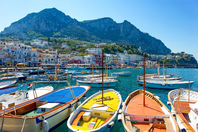 Naples to Capri Private Boat Excursion - Crossing the Bay of Naples toward Capri