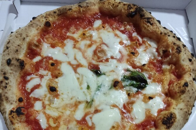 Naples Tour culture and food tour - Via Toledo and the walk toward Piazza del Plebiscito