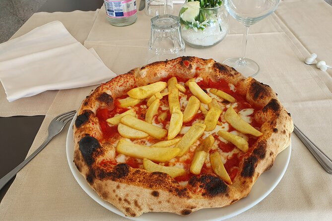 Naples Tour culture and food tour - Sfogliatella and shopping near Piazza Garibaldi