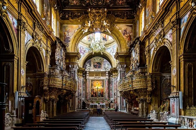 Naples Underground & Highlights Tour – Small Group Experience - Entering Naples Underground