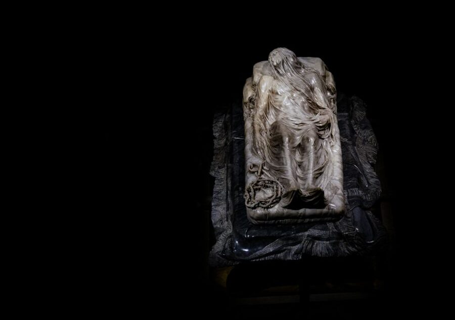 Naples Veiled Christ OR 3D Caravaggio: sculpture guided tour - The Pio Monte della Misericordia alternative