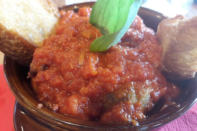 Naples Vomero: A Unique Traditional Food Tour by Do Eat Better - Cuoppo and crocchè deliver Naples in fried form