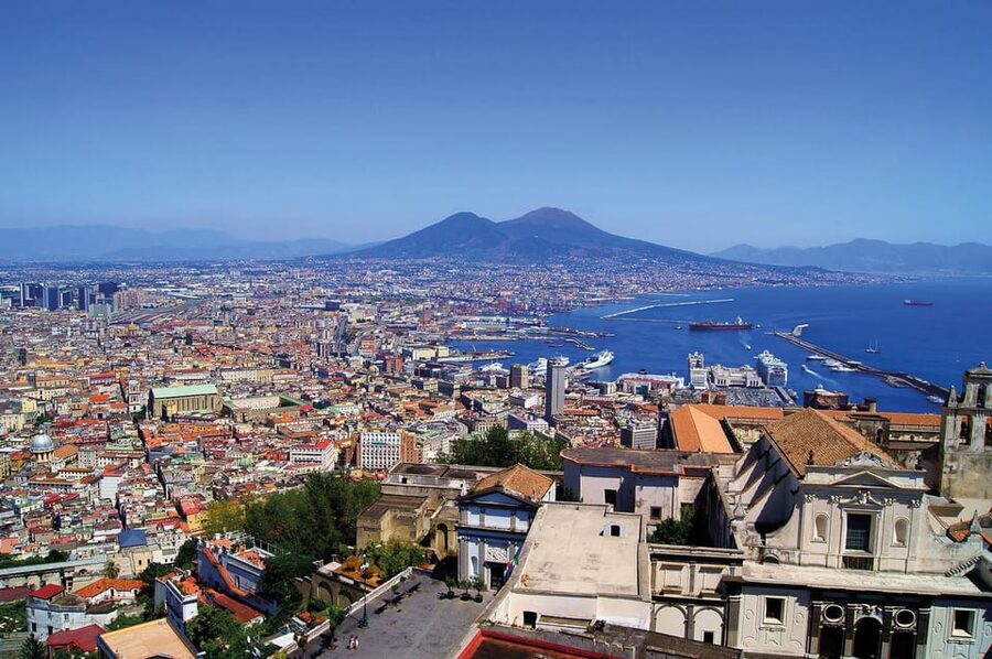 Naples: walk through the city's alleys with local guide - Who should book this Naples walk?