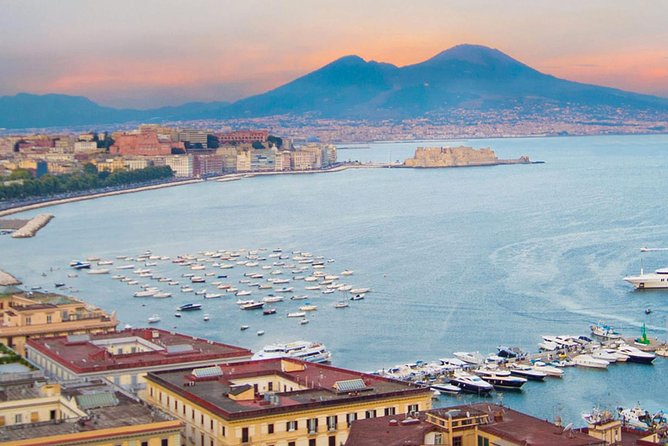 Naples Walking & Panoramic Tour - Why this tour works on your first day