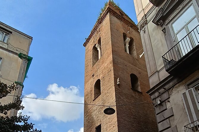 Naples: Walking Tour of the Historical Center - Starting with coffee and sfogliatella at San Domenico