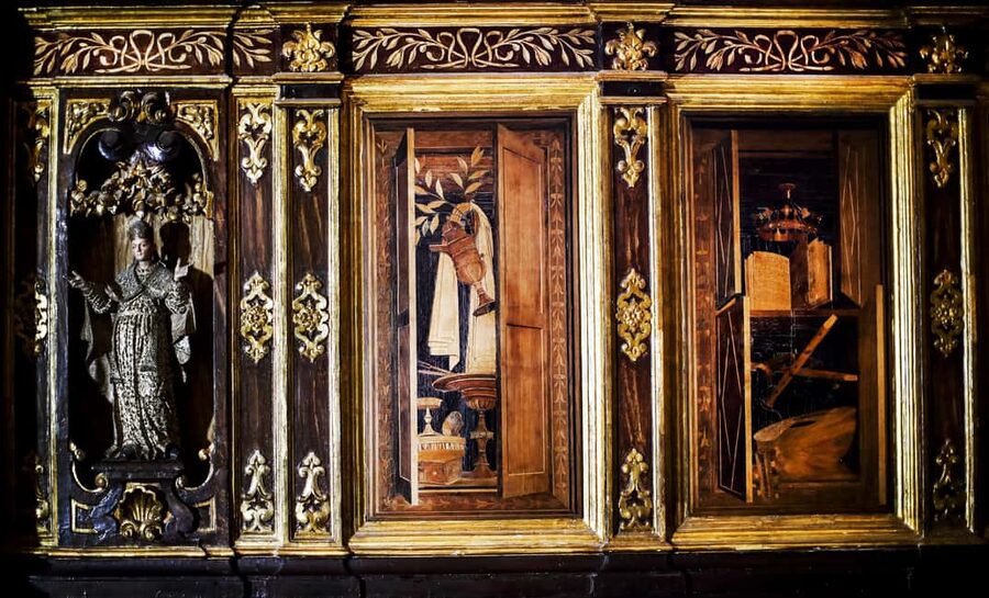 Napoli: Entrance Tickets to Sant'Anna dei Lombardi Complex - Mazzoni’s Lamentation and the drama of grief