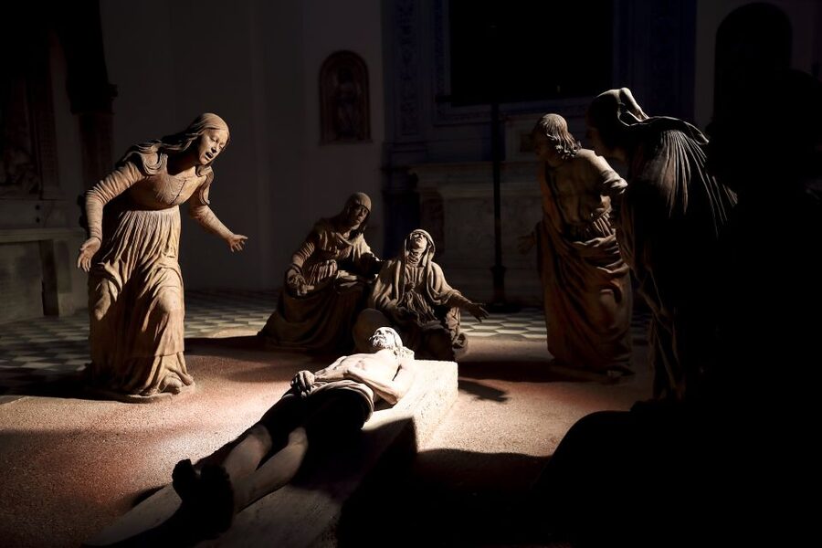 Napoli: Entrance Tickets to Sant'Anna dei Lombardi Complex - How the audio guide changes the experience