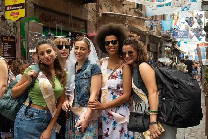 Napoli Pub Crawl in the Old Town - Four venues, flexible music, and a late finish