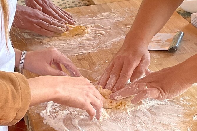 Neapolitan pasta homemade Cooking Lesson - A friendly class, but check the level you need