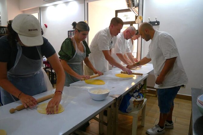 Neapolitan pasta homemade Cooking Lesson - Practical details that affect your day