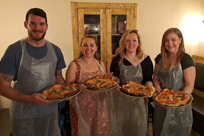 Pizza-Making Class with Local Top-Rated Chef with Drink in Naples - Meeting the pizzaiolo at Gusto Marigliano
