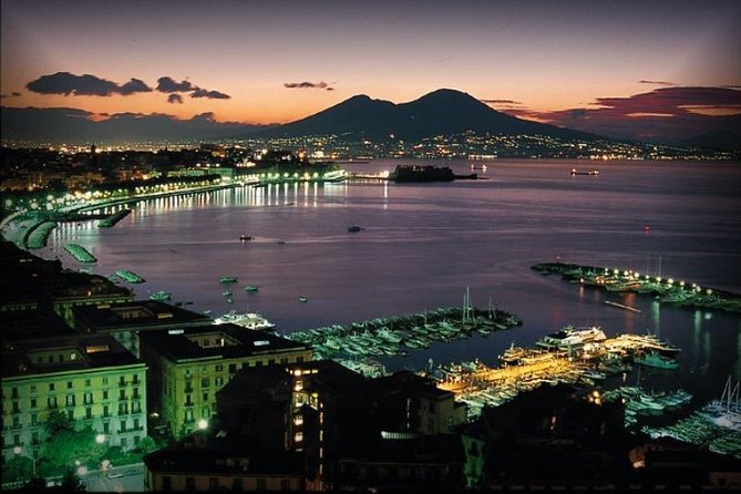 Pizza Tour | Vesuvius & Pompeii included pizza with driver - Pizza with a view instead of a rushed snack