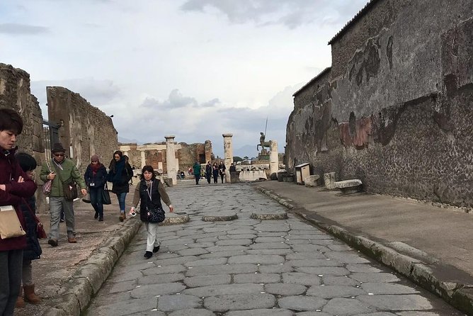 Pompeii and Amalfi Coast From Naples - A private day from Naples with three very different stops