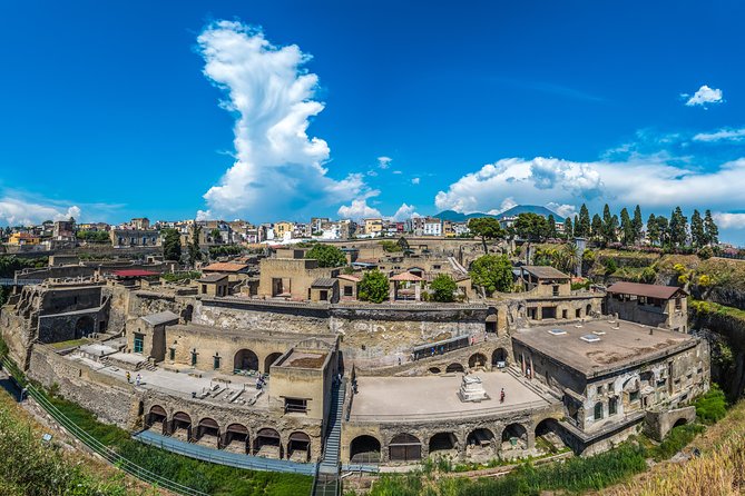 Pompeii and Herculaneum Private Tour - Why pair Herculaneum with Pompeii?
