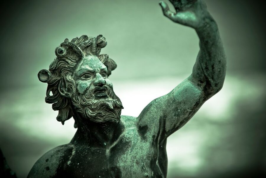 Pompeii and Herculaneum: Private Tour with Transportation - Herculaneum in two hours: smaller, sharper, better preserved