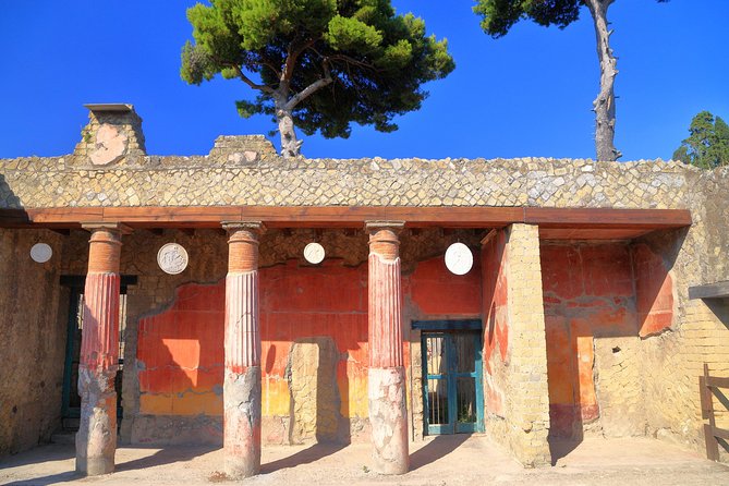 Pompeii and Herculaneum Private Walking Tour with an Archaeologist - Why seeing Herculaneum before Pompeii works so well
