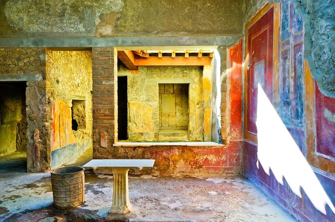 Pompeii and Herculaneum Private Walking Tour with an Archaeologist - Who should book this private Pompeii tour