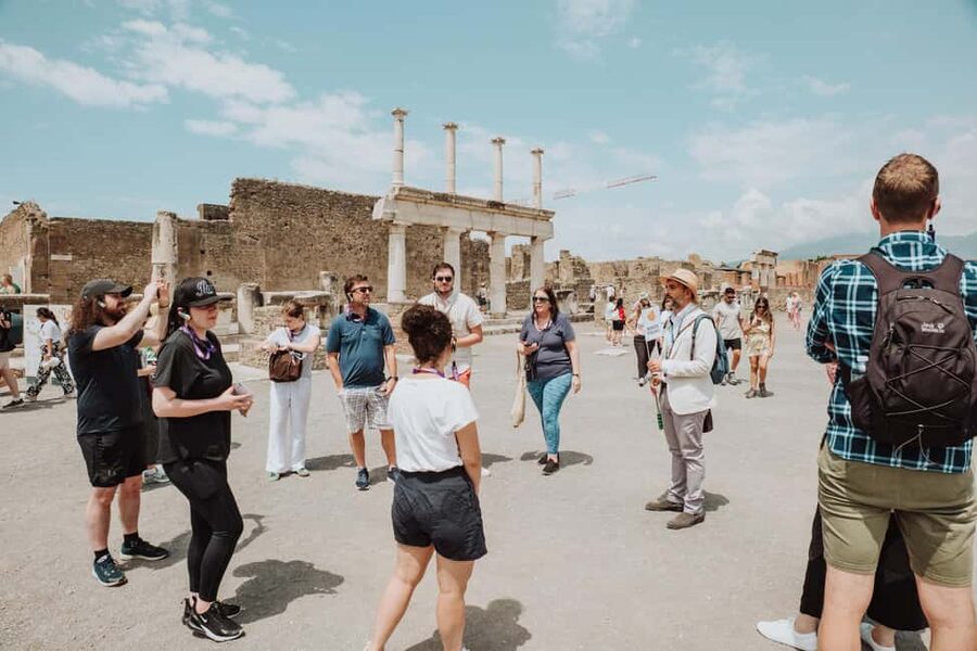 Pompeii and Mount Vesuvius excursion from Naples - Meeting outside Starhotels Terminus