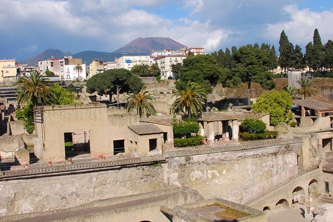 Pompeii & Herculaneum Day Trip from Naples with Lunch - Heat, shade, and the amount of walking