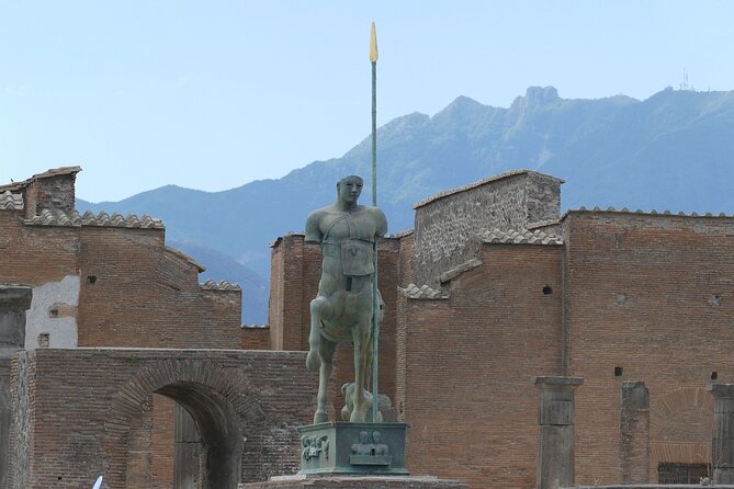 Pompeii private tour - The private format and who benefits most