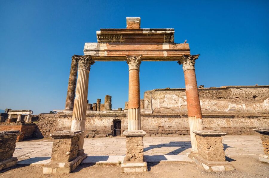 Pompeii: Private Tour with an Archaeologist - Temple of Apollo, Forum, and Basilica