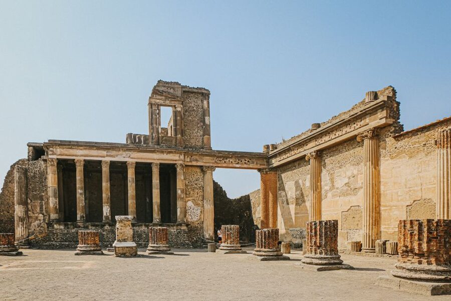 Pompeii: Private Tour with an Archaeologist - The Large Theatre and the ancient entertainment district