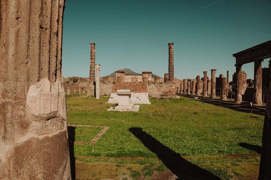 Pompeii Small Group Tour with transportation from Naples - Why this Pompeii tour works well from Naples