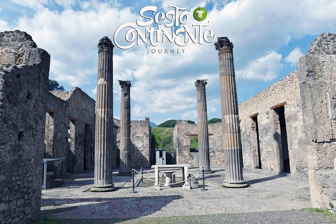 Pompeii the Ancient City (Tour+Transfer) - Teatro Grande adds entertainment to the picture