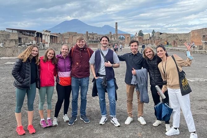 Pompeii Vesuvius Wine Farm Tour - A Mercedes, a private group, and the real value