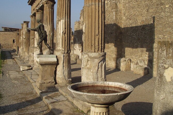 Pompeii with Wine Tasting and Lunch from Naples - What lunch includes at the winery