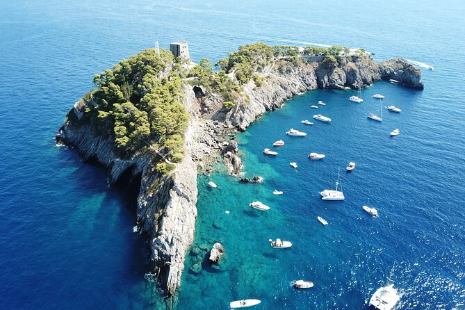 Private boat tour from Naples to Capri+Amalfi Coast JEANNEAU DB43 - Getting to the marina in Naples