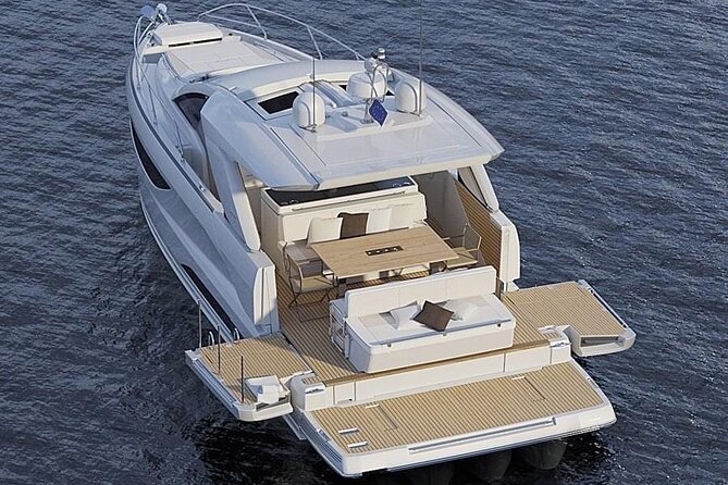 Private boat tour from Naples to Capri+Amalfi Coast JEANNEAU DB43 - Lunch at Capri’s restaurants
