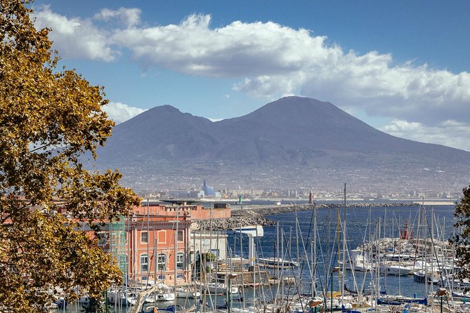 Private City Kickstart Tour: Naples - Meeting at Gran Caffè Gambrinus
