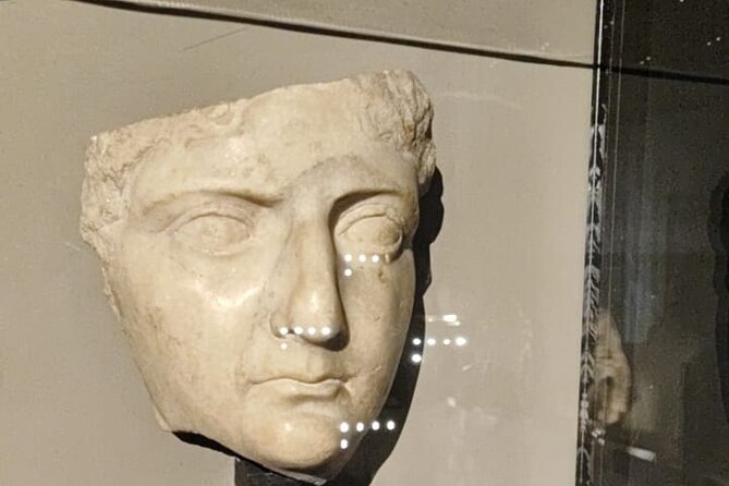 Private day tour: Pompei and Herculenium. - Lunch and the middle of the day
